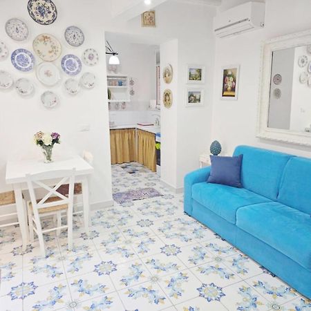 Suite And Relax Tina A 2 Passi Dal Centro E Al Foro Italico パレルモ エクステリア 写真