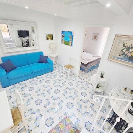 Suite And Relax Tina A 2 Passi Dal Centro E Al Foro Italico パレルモ エクステリア 写真