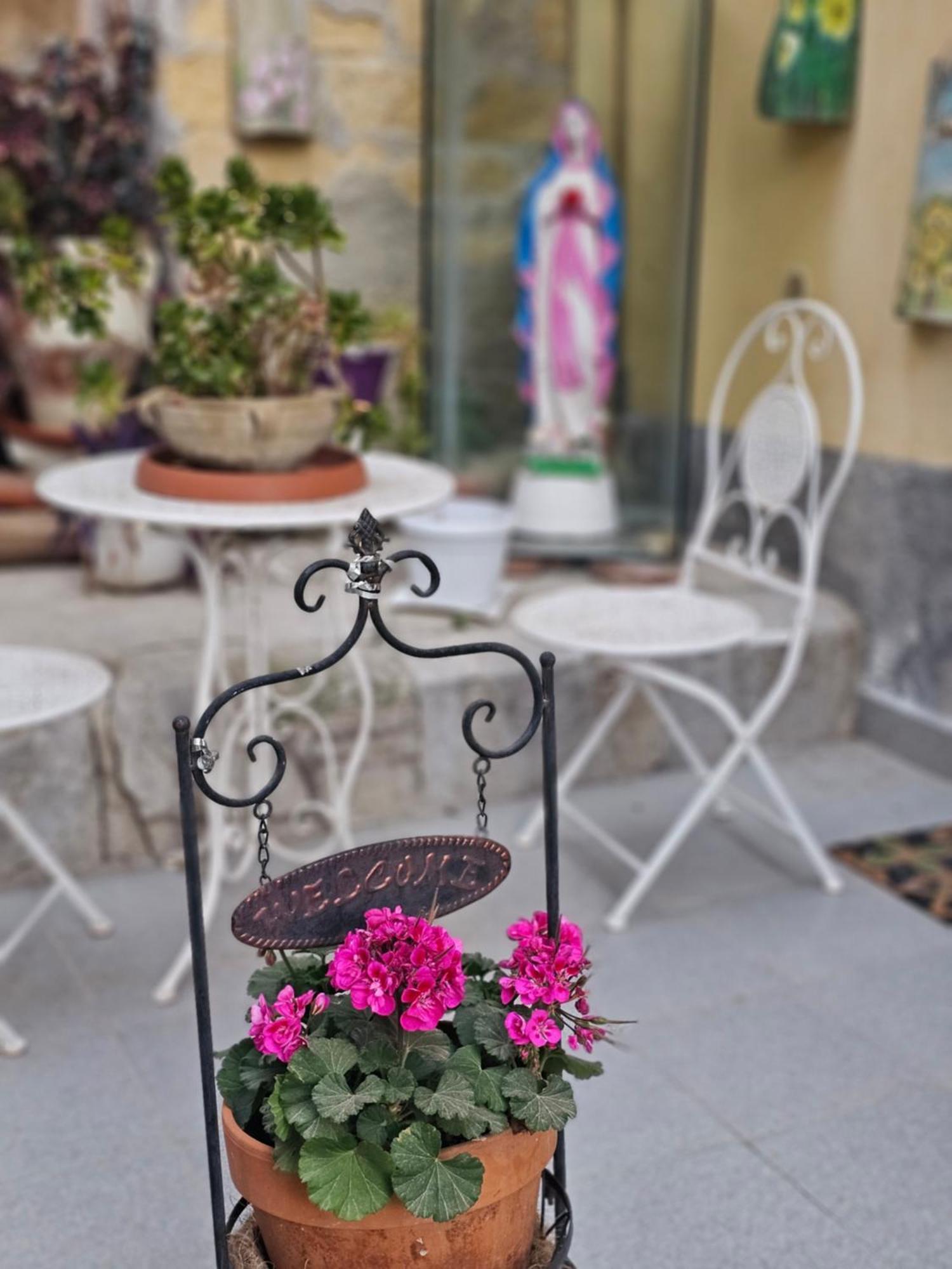 Suite And Relax Tina A 2 Passi Dal Centro E Al Foro Italico パレルモ エクステリア 写真